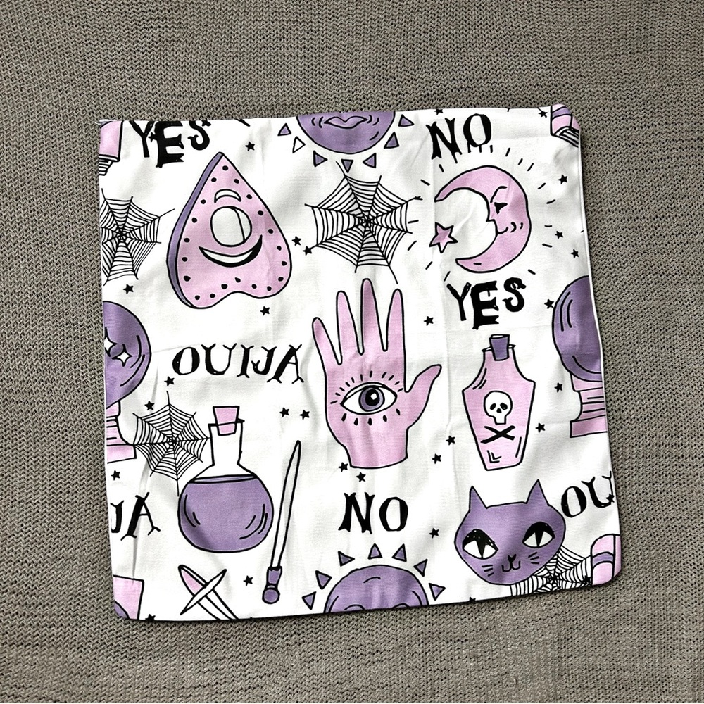 Ouija Spooky Tarot Graphic Pillow Case
